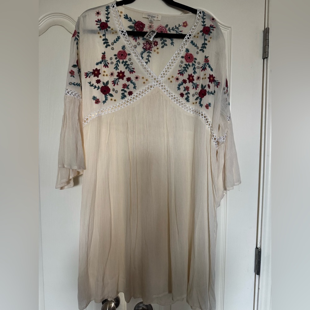 Umgee Cream Maxi Dress with Floral Embroidery